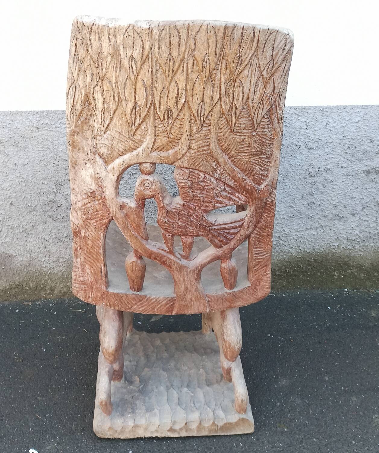 African wooden seat - tribal art from Benin