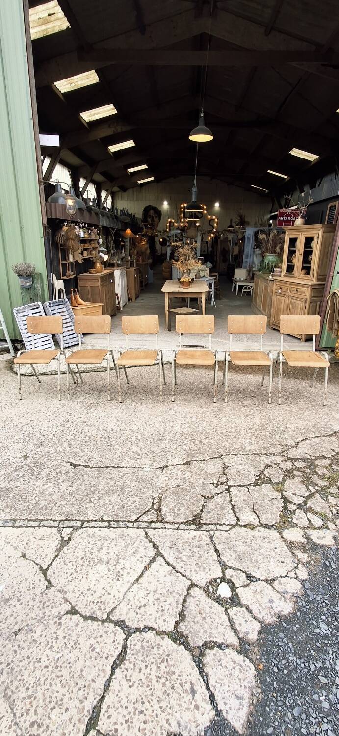 Chaises industrielles
