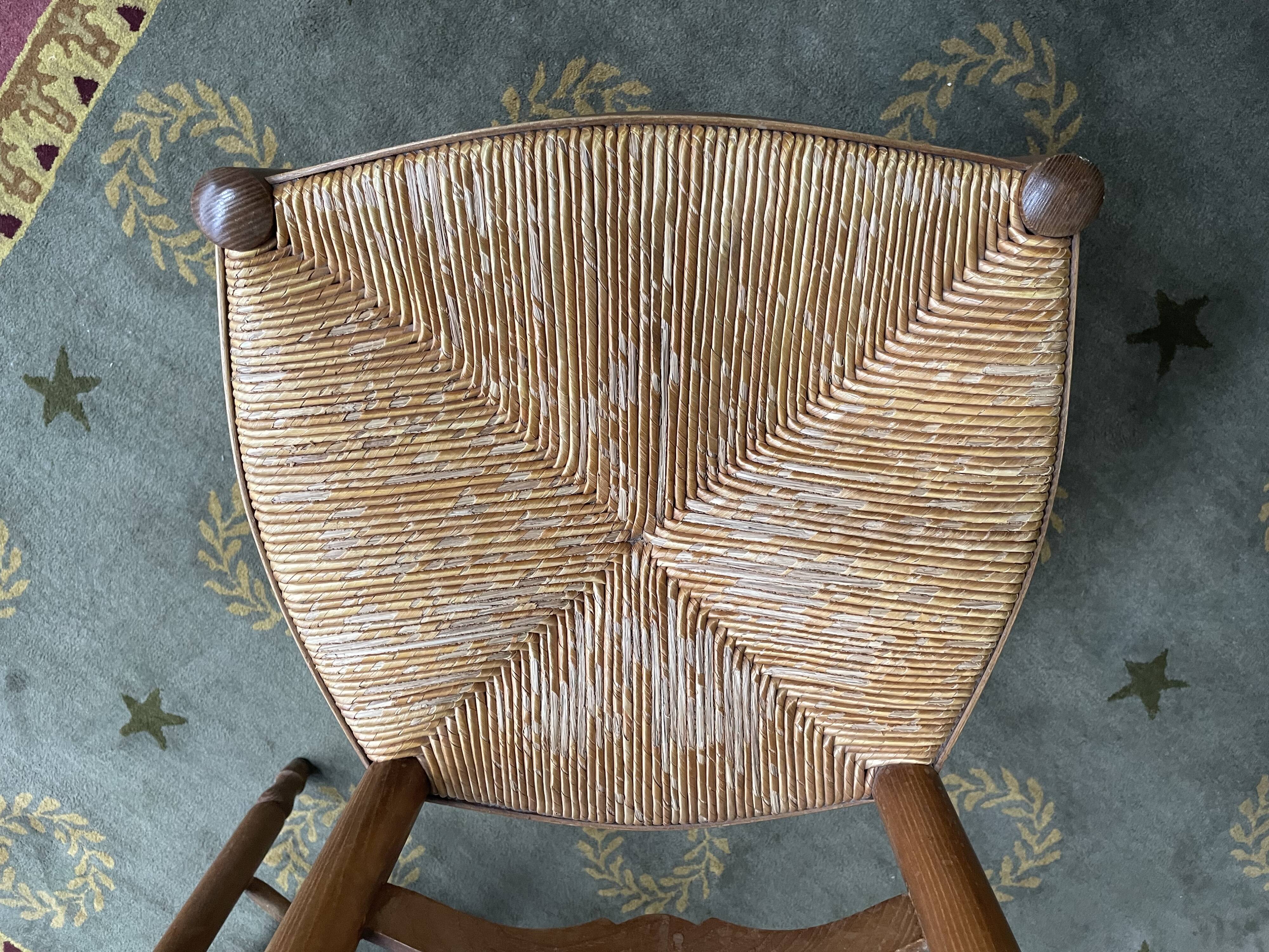 6 rustic ash mulched chairs