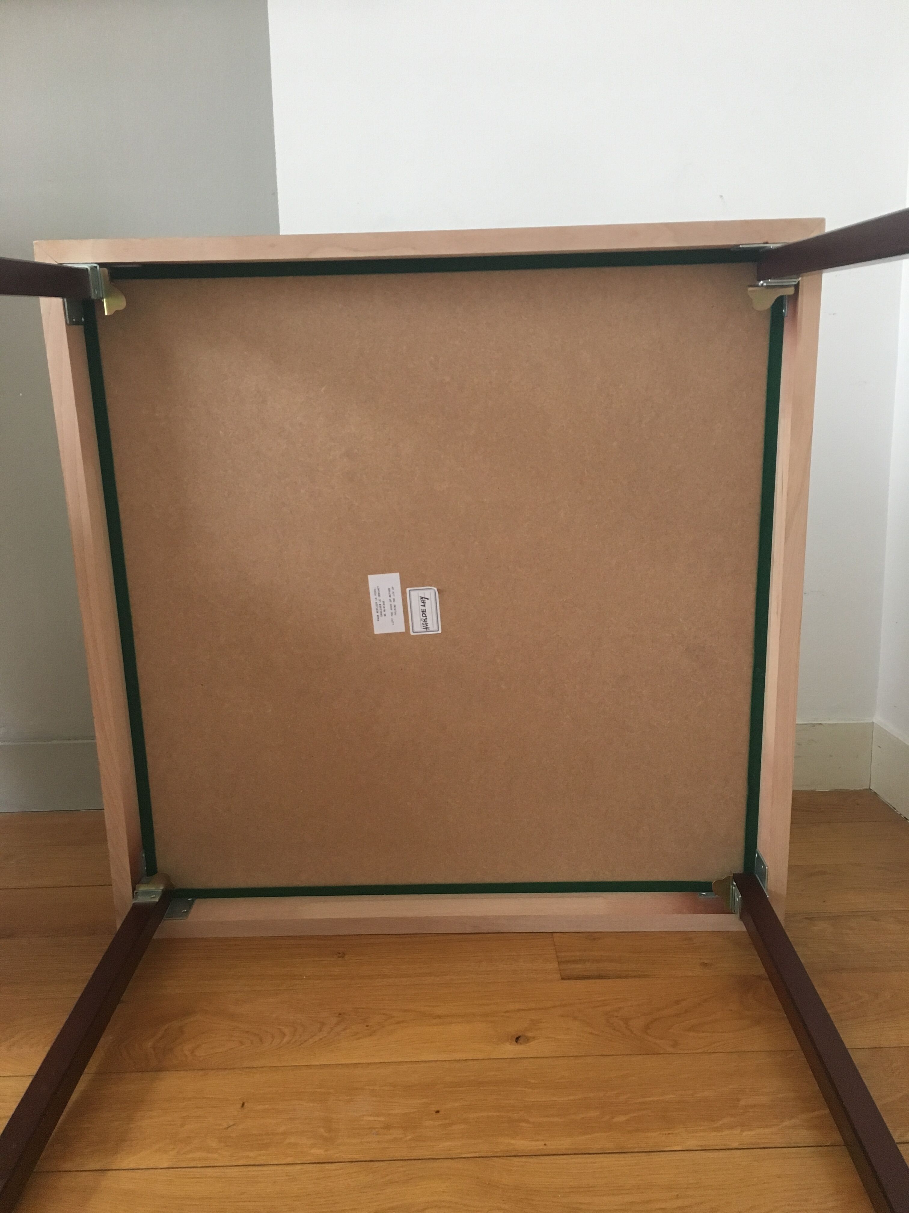 Folding bridge table