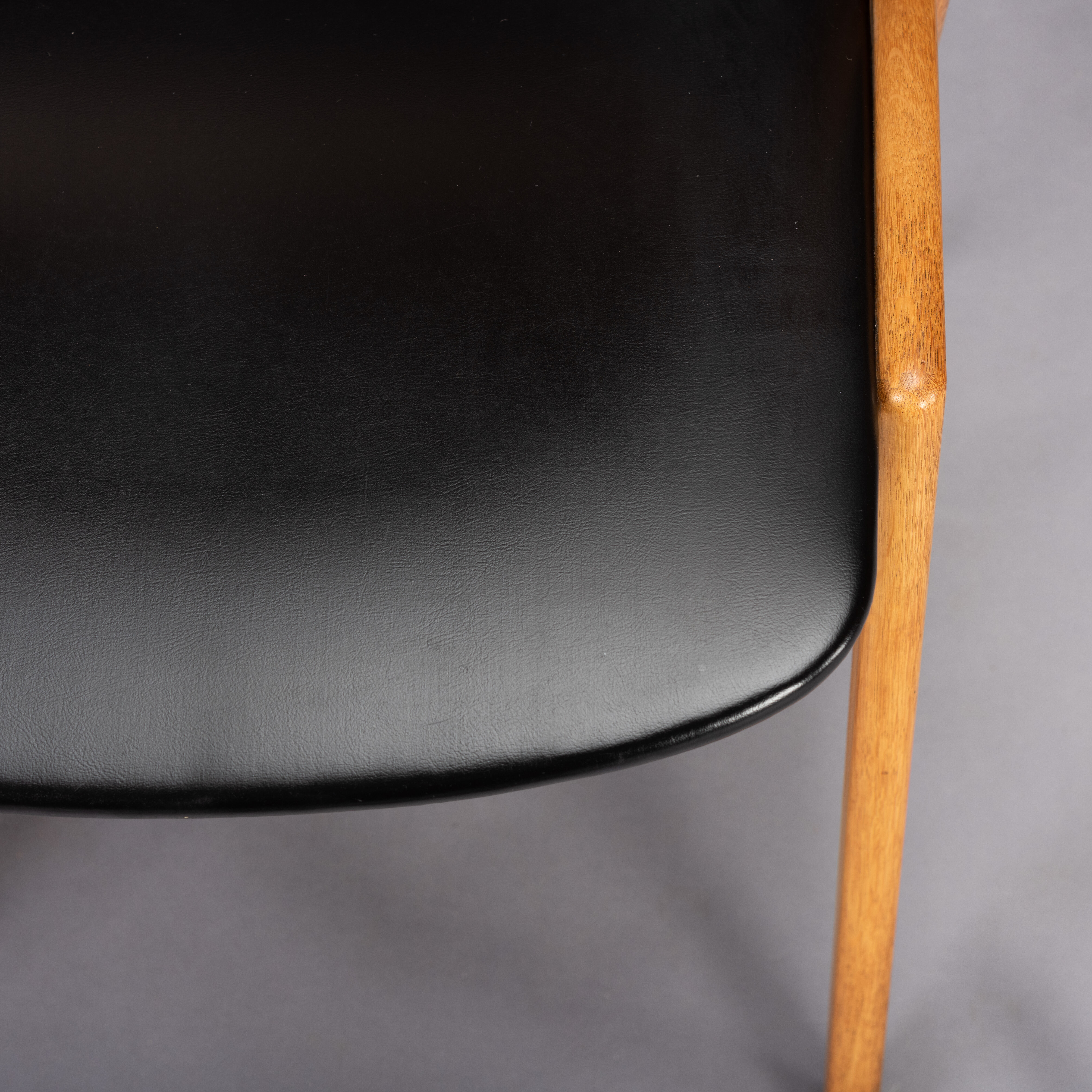 Danish Midcentury Armchair Model 32 by Kai Kristiansen in oak, 1960s