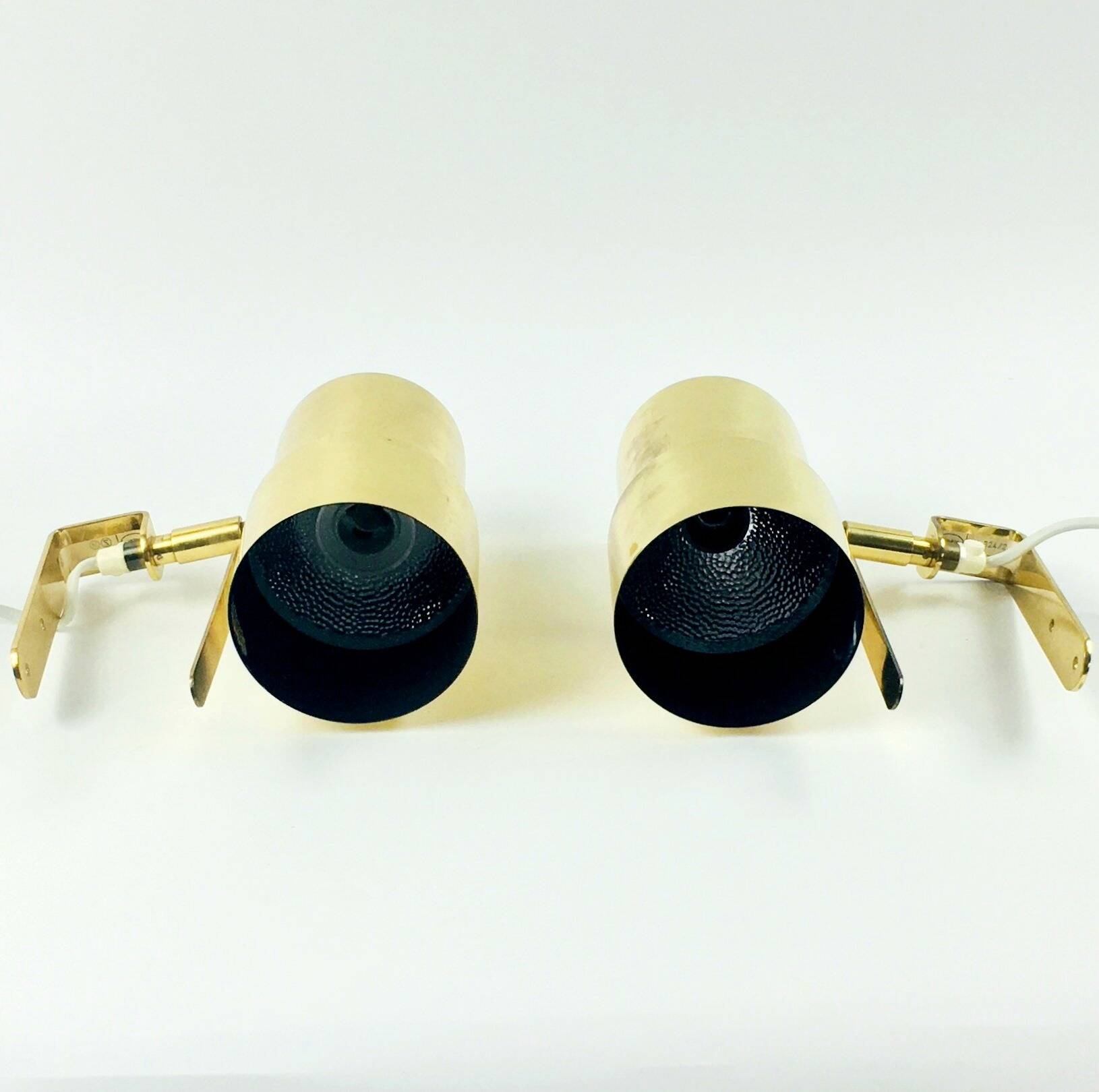 Pair of Scandinavian Polished Brass Wall Lights Model V-324 by Hans-Agne Jakobsson, Sweden, 1960s