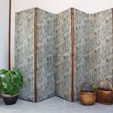 Wood and cashmere fabric screen