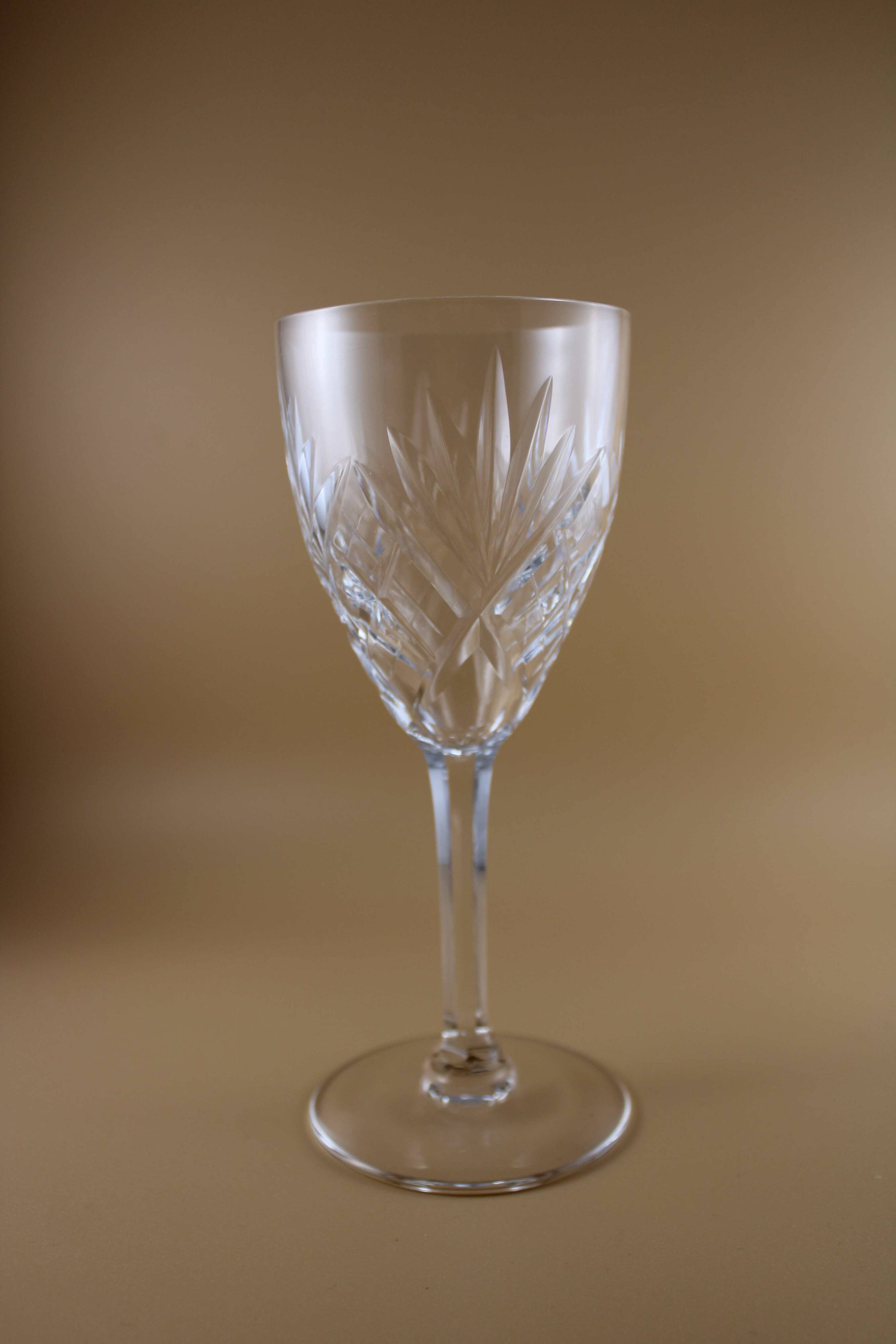 Service of 36 Saint Louis Chantilly glasses.