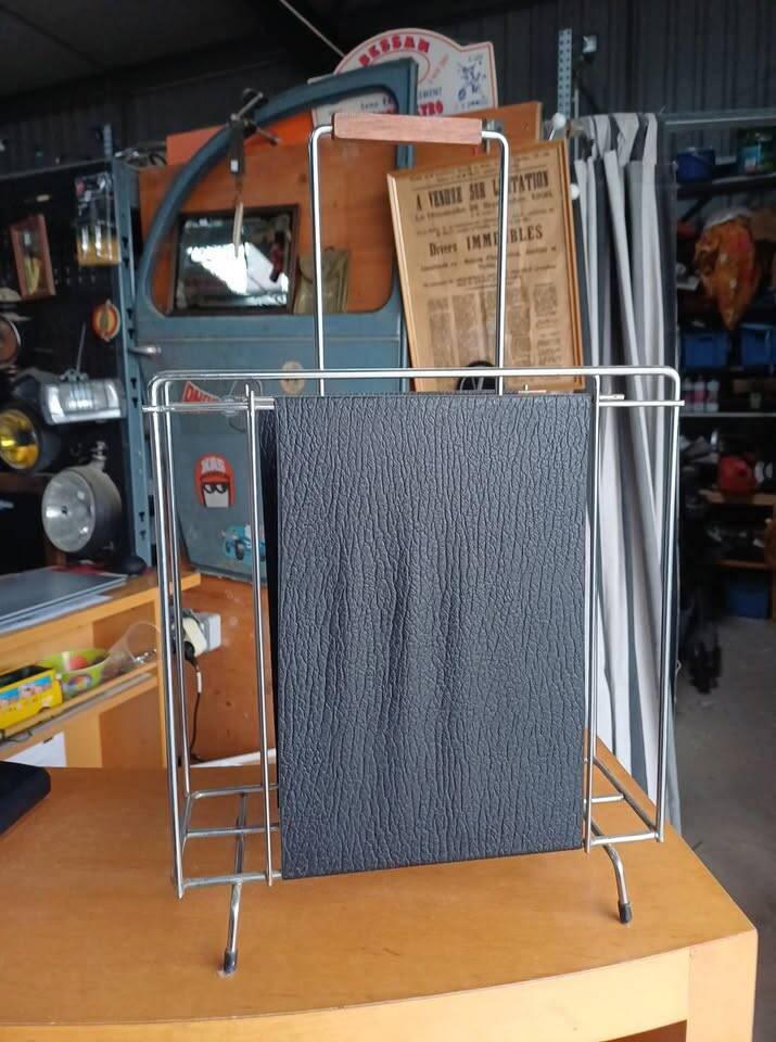 Vintage Magazine Rack 1960 Design