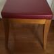 Stool in solid wood, covered with leatherette Burgundy