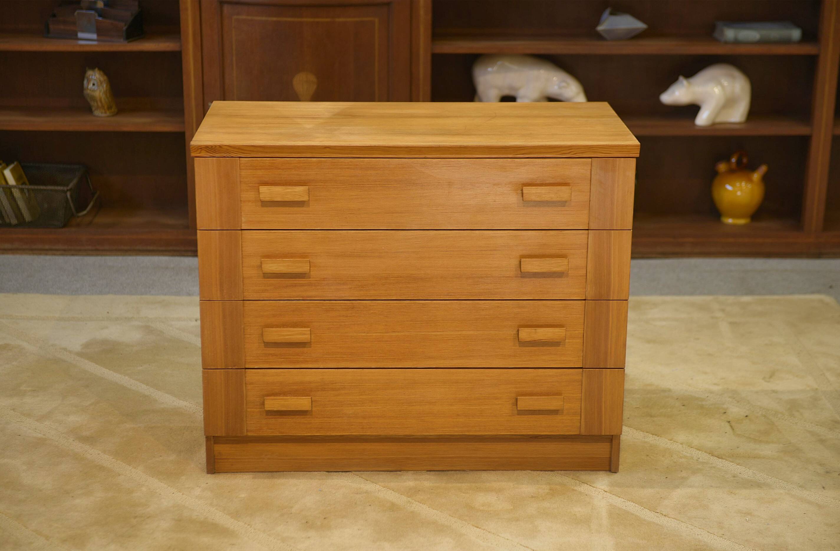 Commode en placage de pin des années 1980
