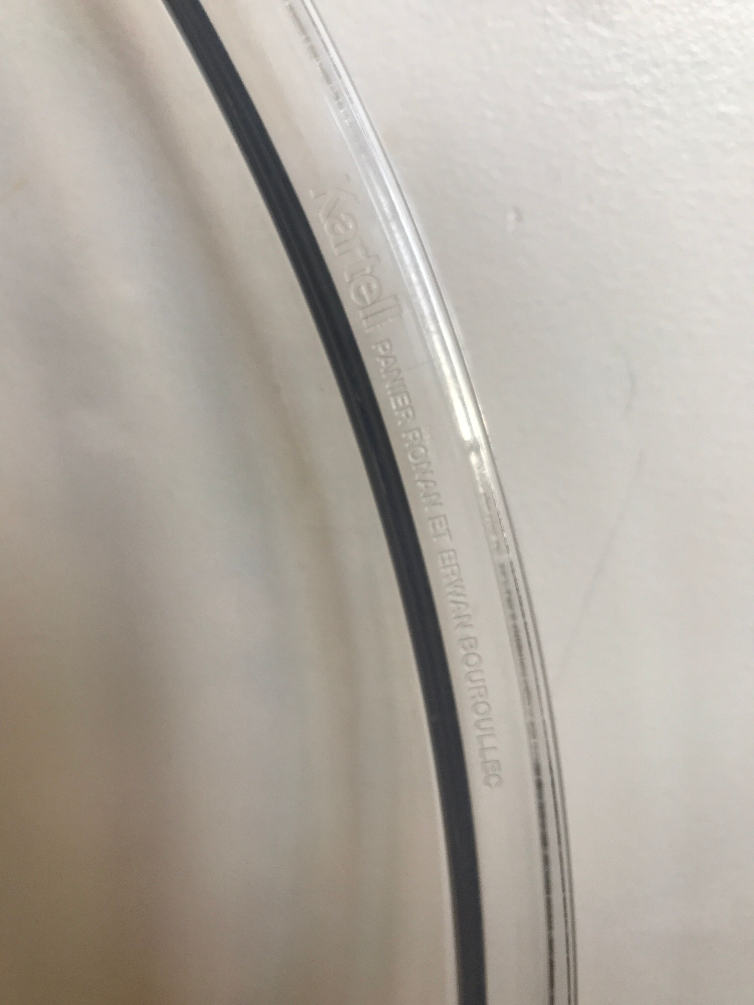 Coffee table by frères Bouroulec edition Kartell