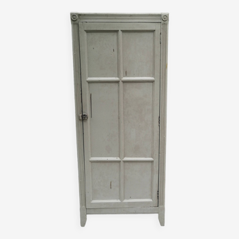 Armoire parisienne /bonnetière