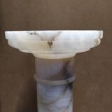 Column in bright alabaster 87 cm 3 fires