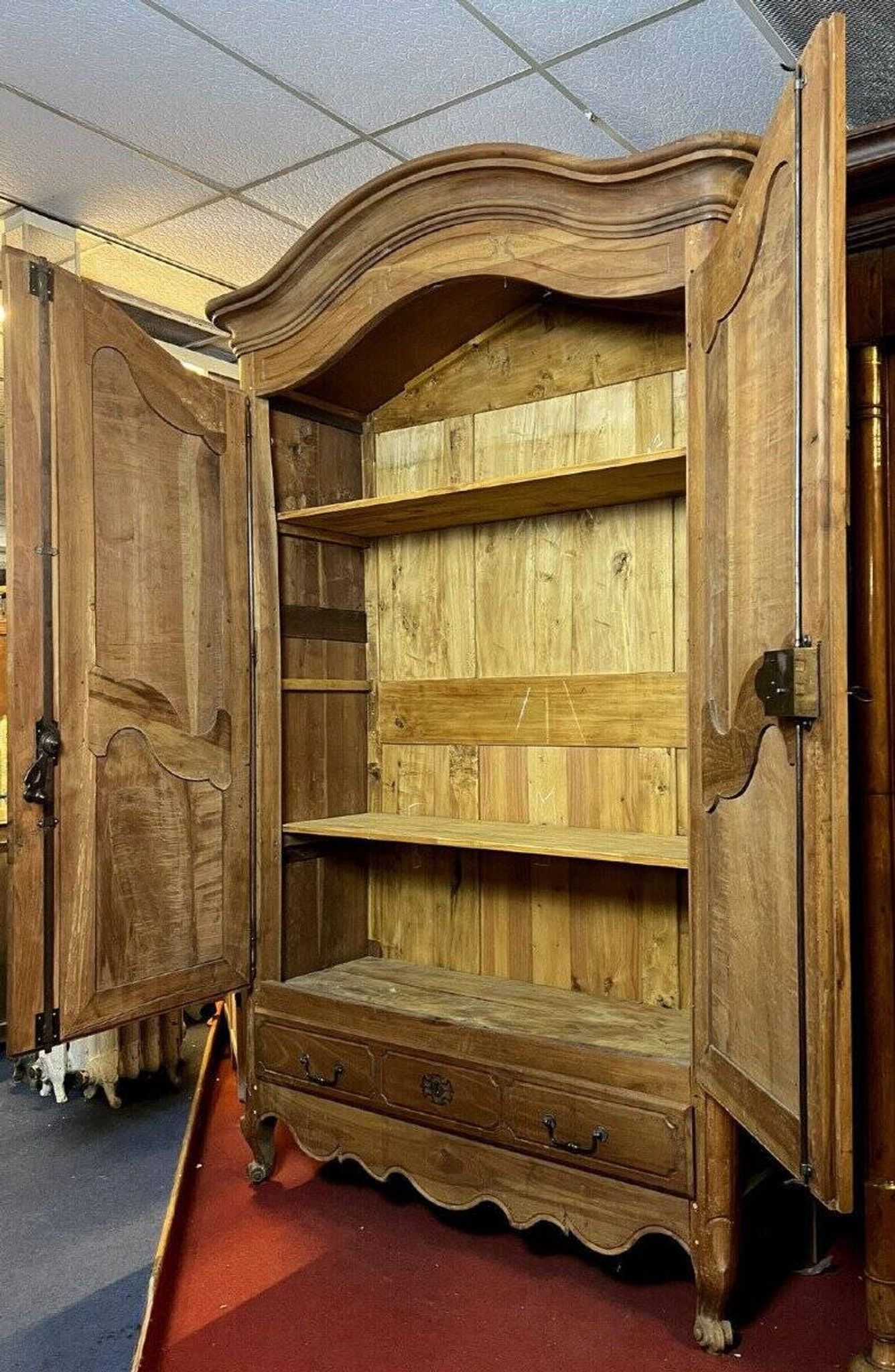 Louis XV Provençal Wardrobe in Solid Walnut from the 18th Century