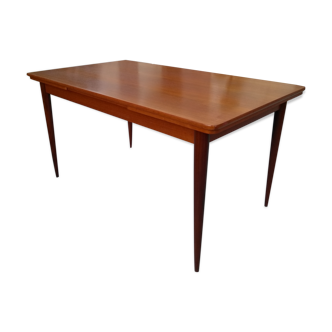 Scandinavian table