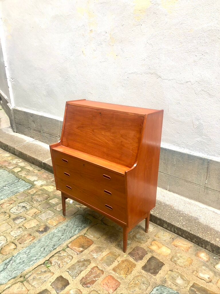 Secretary by Arne Wahl Iversen Denmark 1960