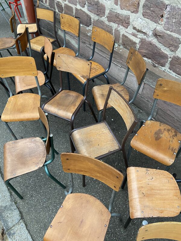 20 chaises industrielles école dépareillées vintage MULLCA tube & bois