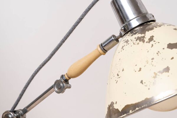 Lampadaire médical de Perihel, années 1930, design industriel