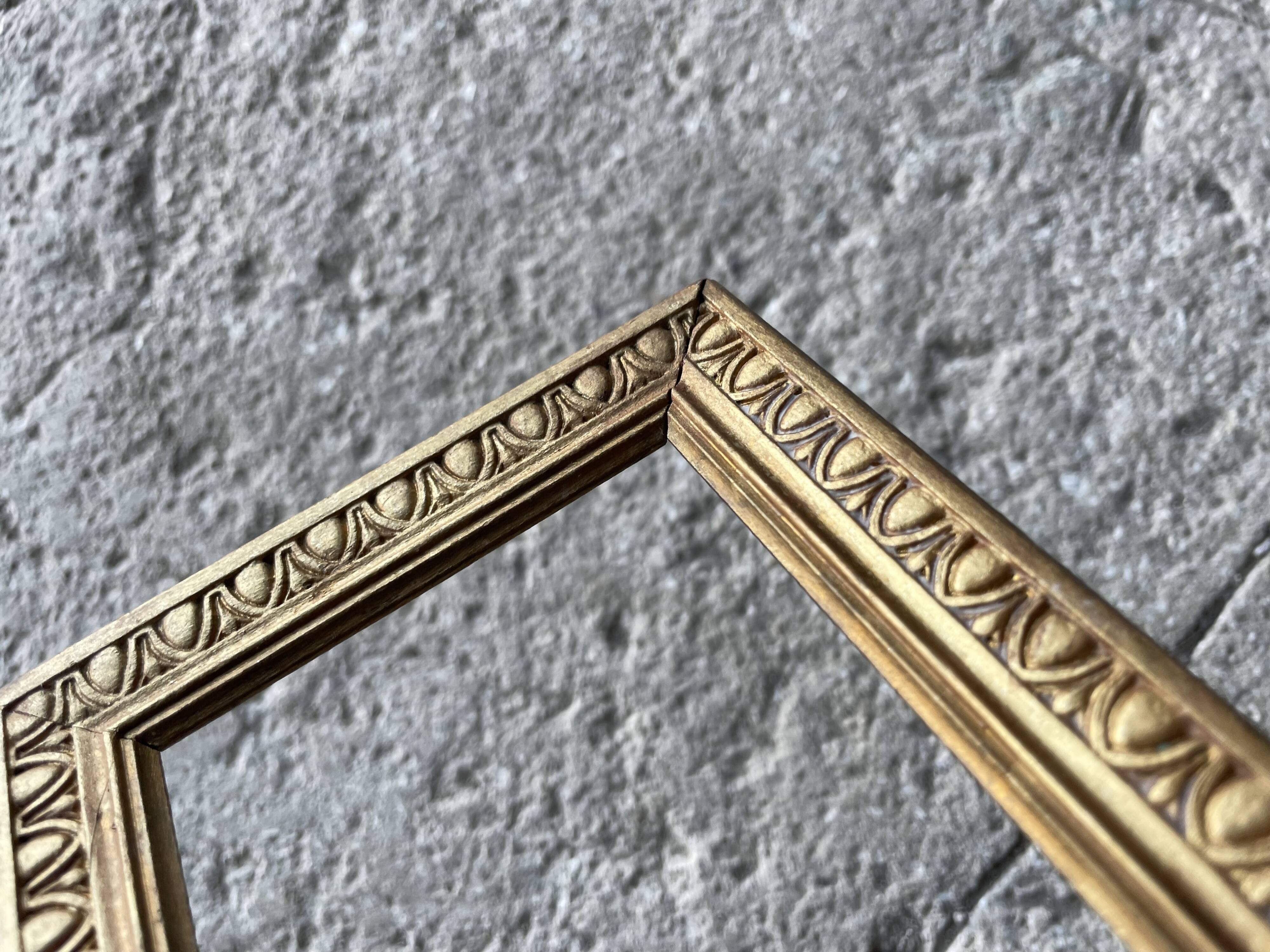 Small old gold frame 12x17cm