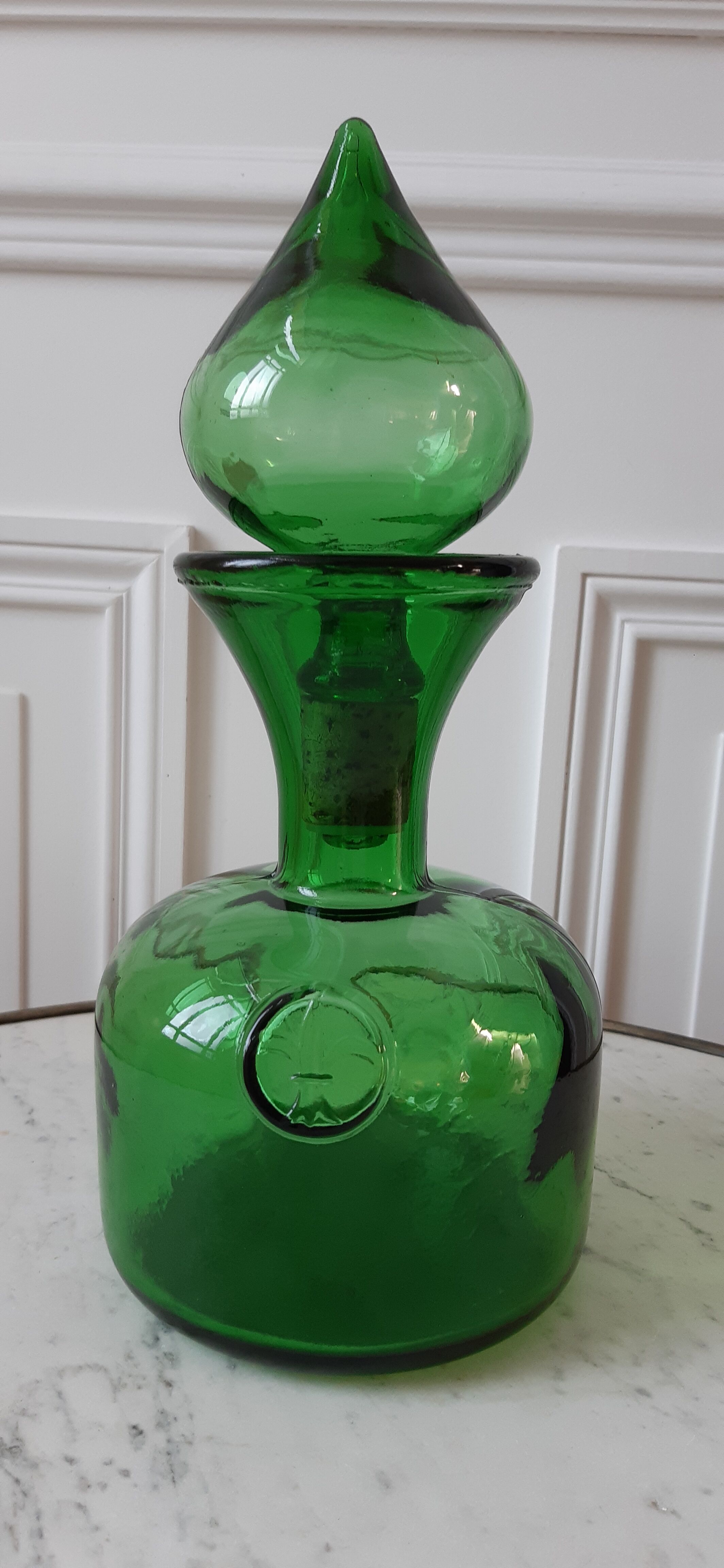 Carafe italienne en verre vert années 70