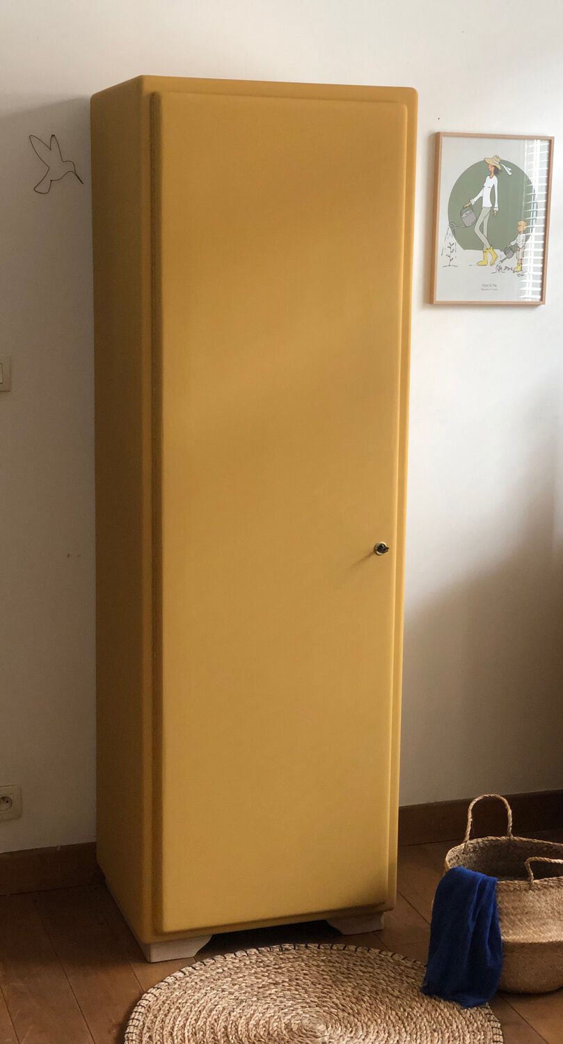 Vintage wardrobe with 1 door in Mado style