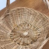 Natural wicker presentation basket