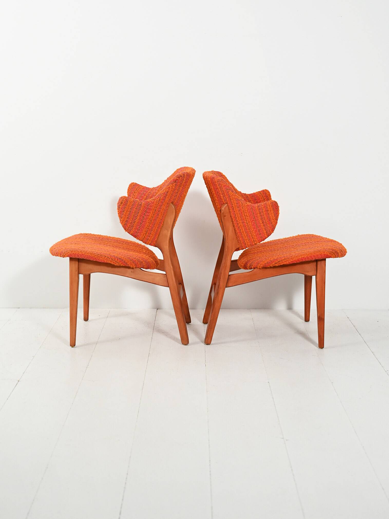 Paire de fauteuils "306" par Jens Hjorth