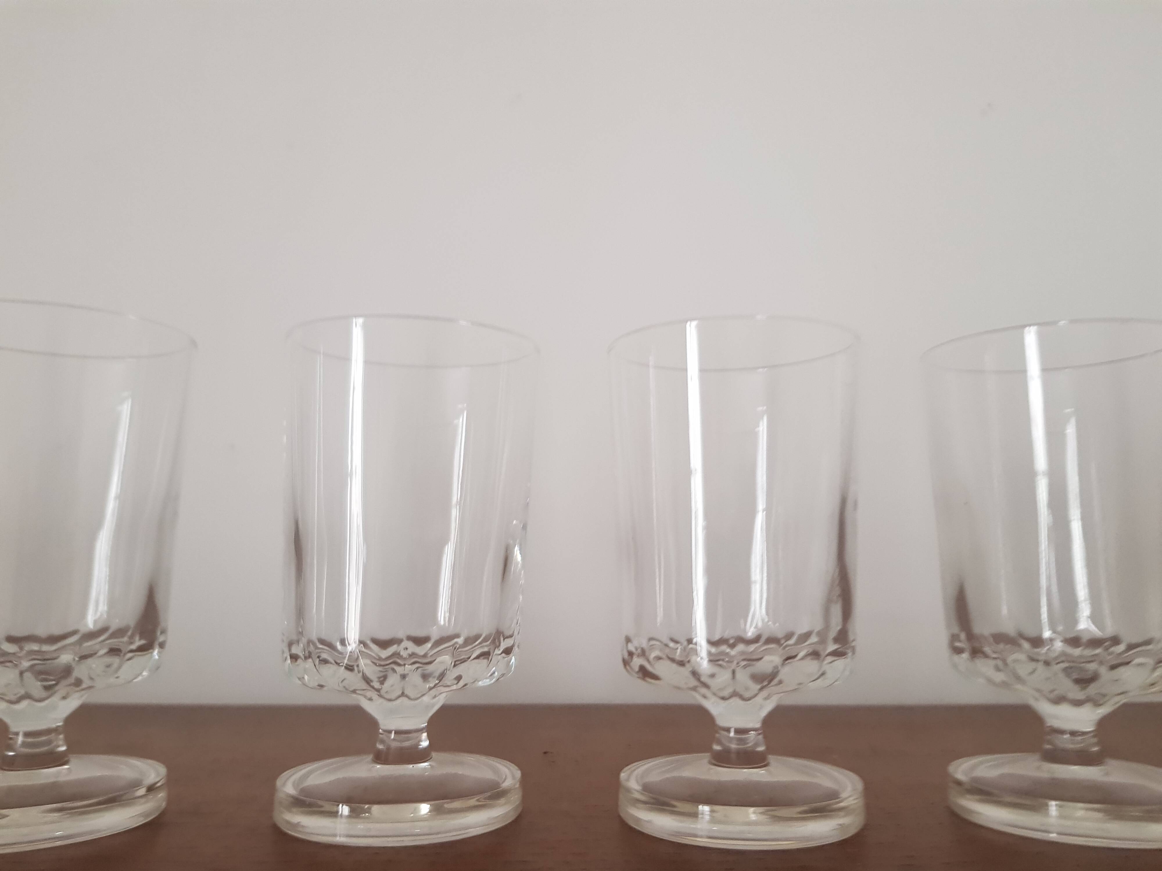 Set of 6 cavalier stemmed glasses