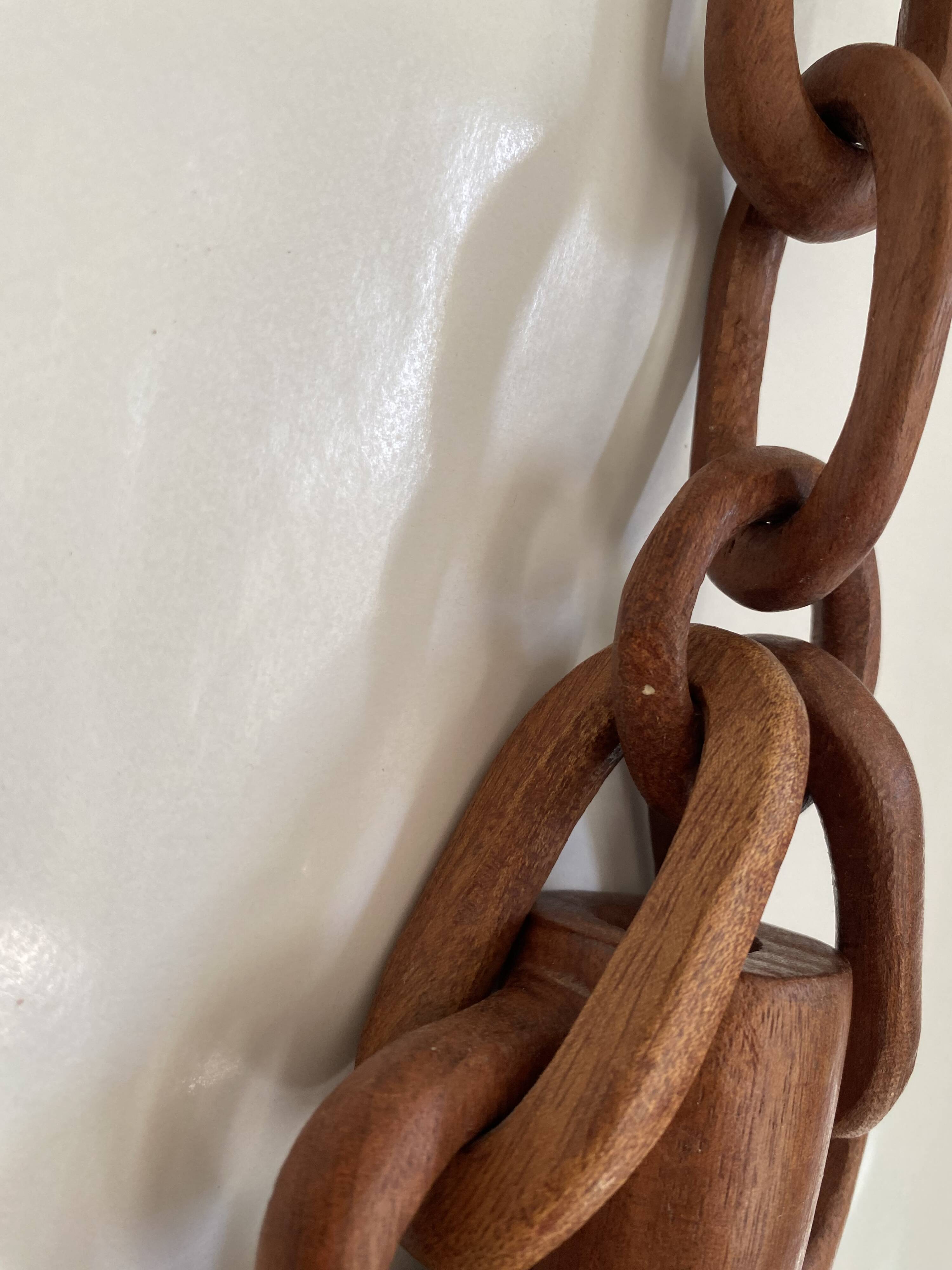 Vase and wooden chain to hang