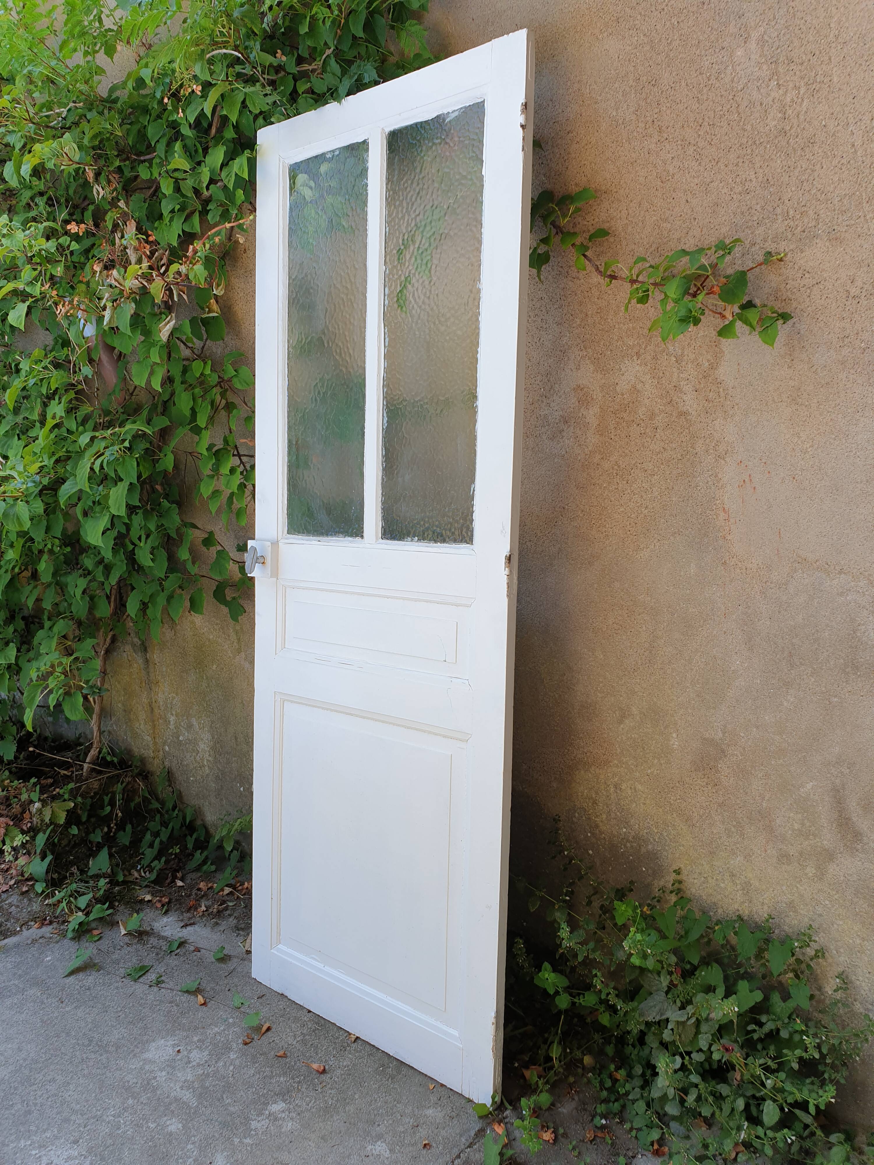 Hanging plant holder in macramé 80s