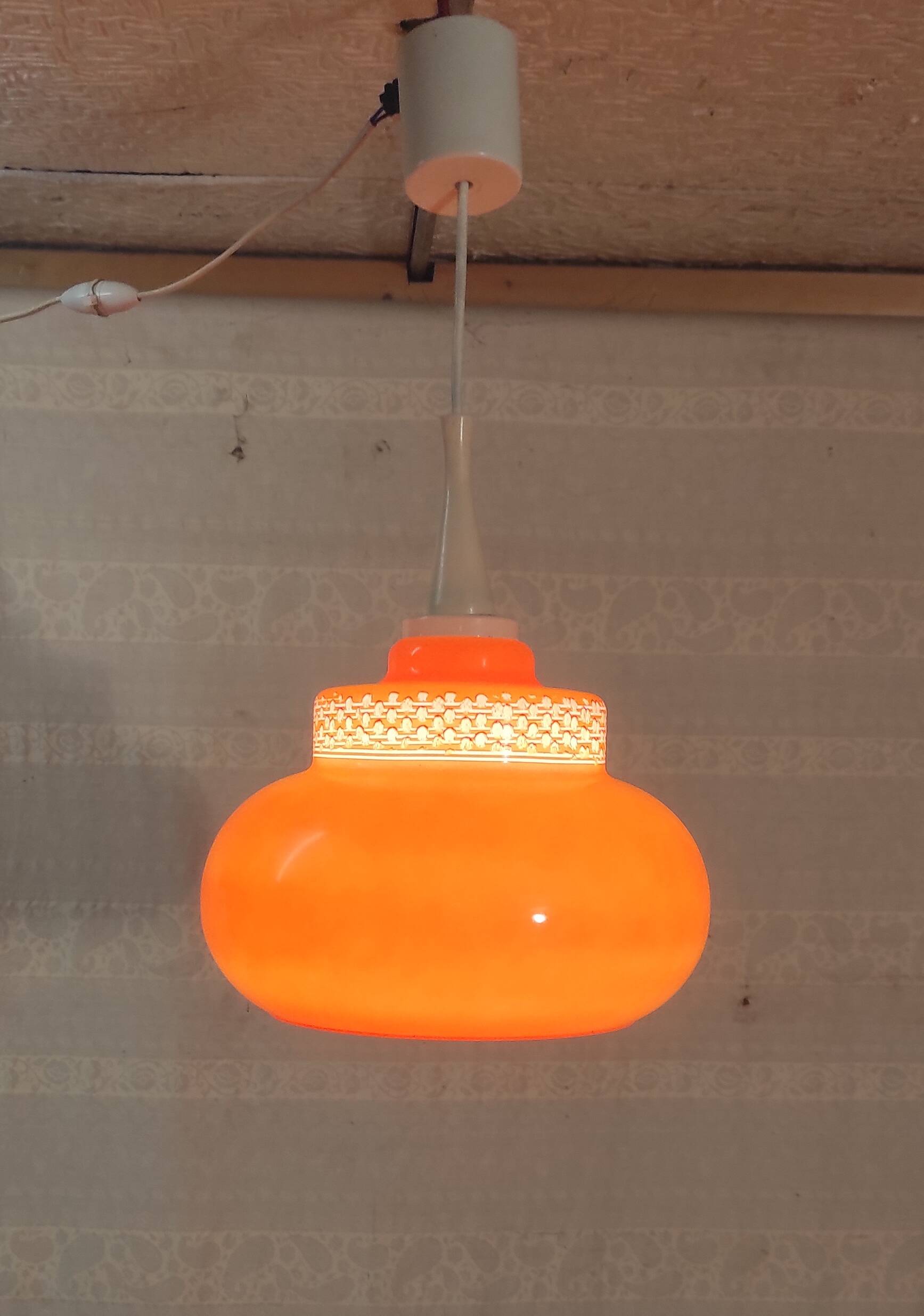 Orange vintage suspension - 1960s/70s
