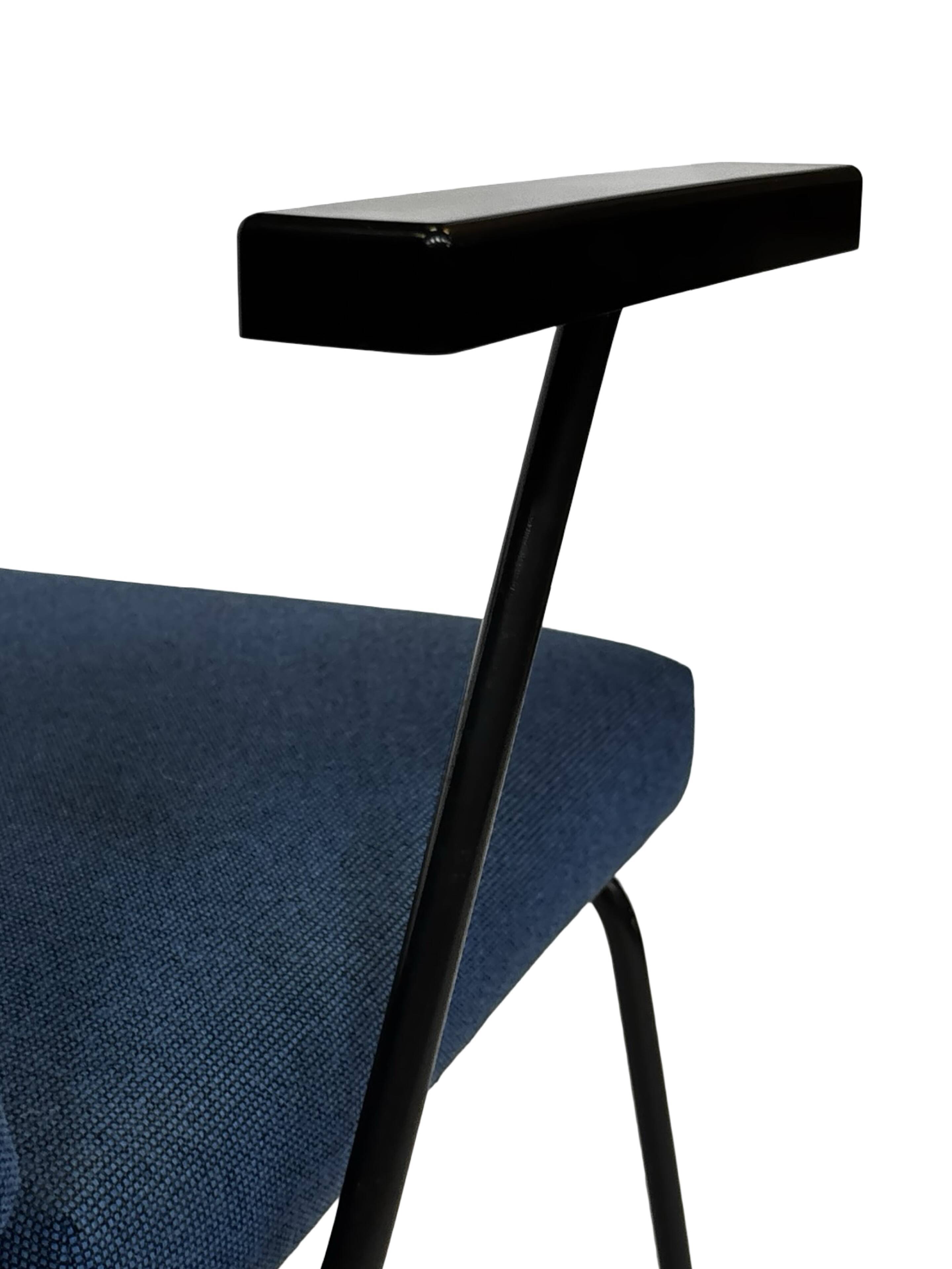 Ensemble vintage de deux fauteuils Gispen 1401 W Rietveld Design