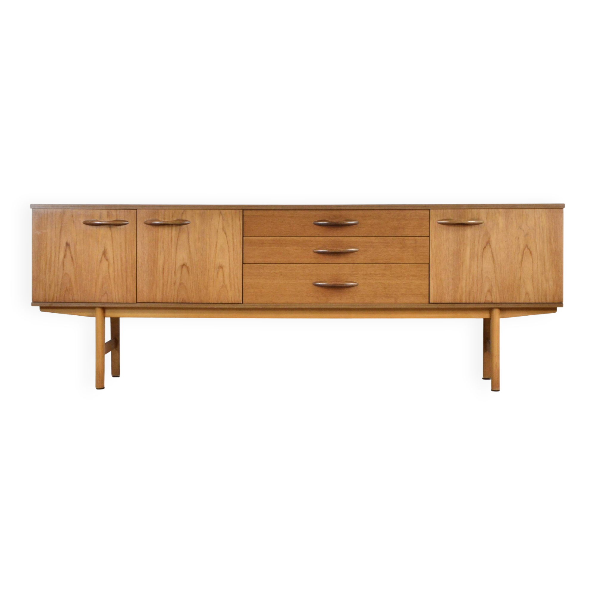 Buffet/table basse en teck « Avalon » du milieu du siècle. Style vintage élégant.