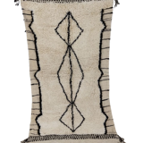 Moroccan berbere carpet 200x107cm