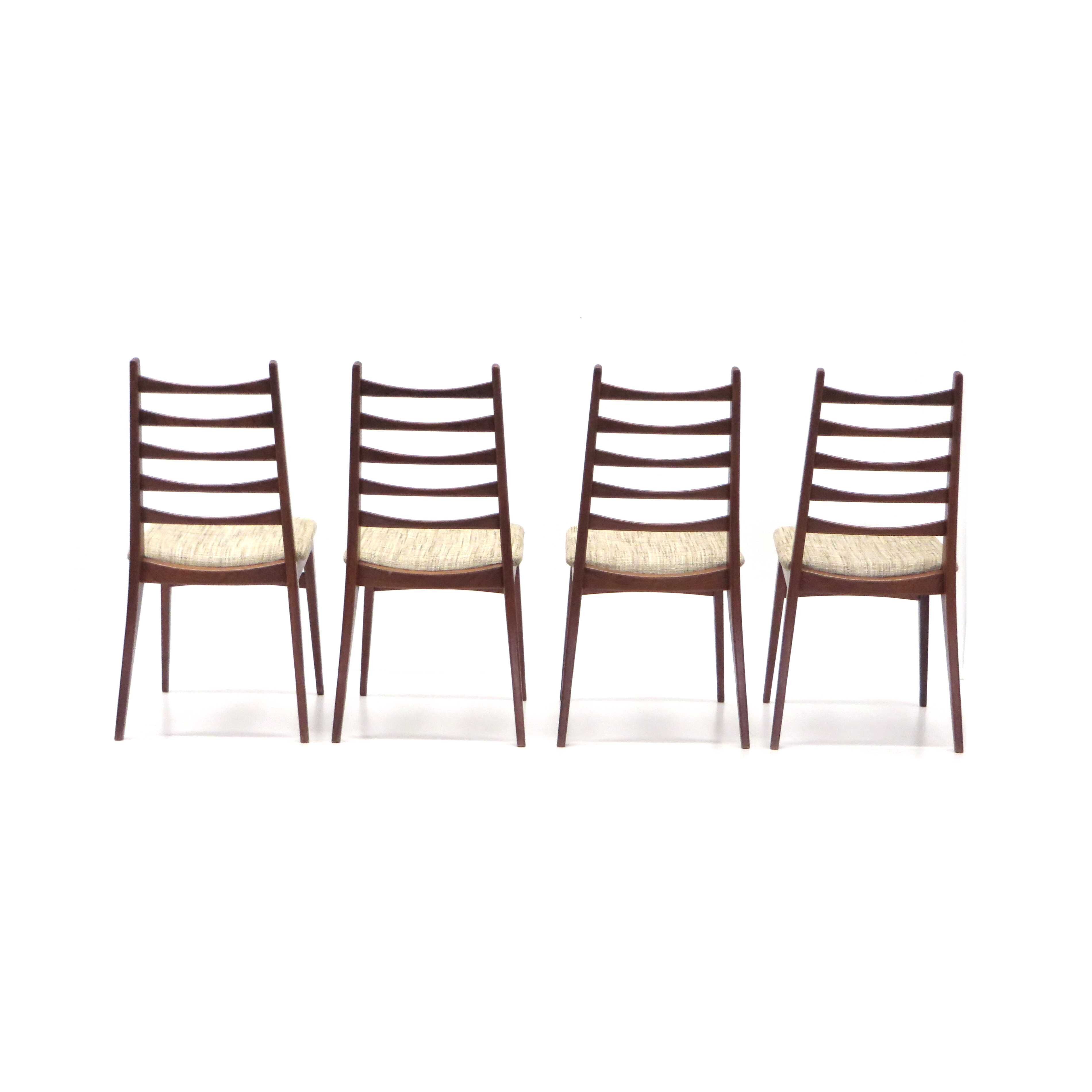 Série de 4 chaises vintage