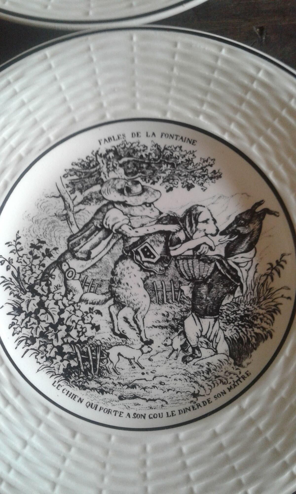 Six plates for dessert Fables de la Fontaine Digoin Sarreguemines