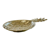 Empty pineapple pocket in silver metal