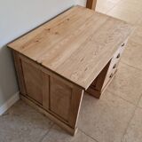 Pine desk