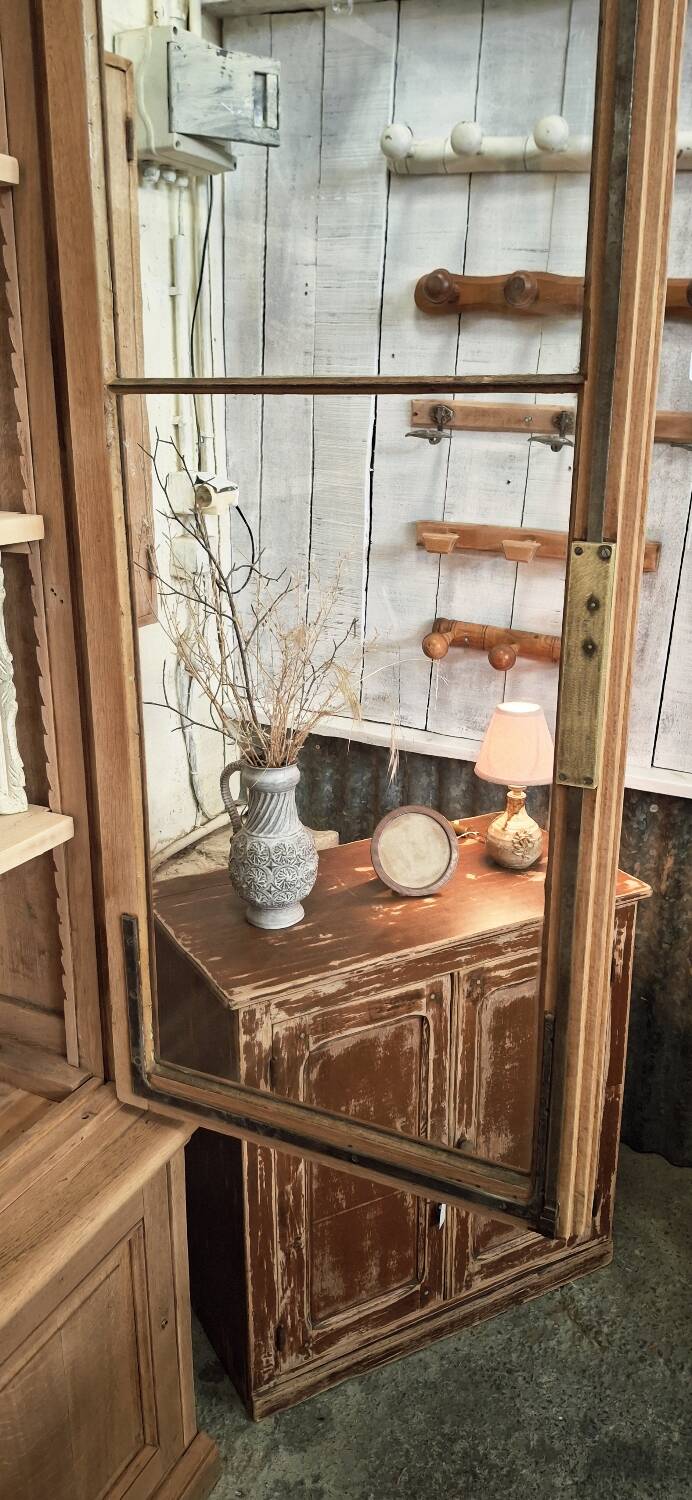 Grande vitrine ancienne de musée