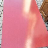 Table formica red foot compass