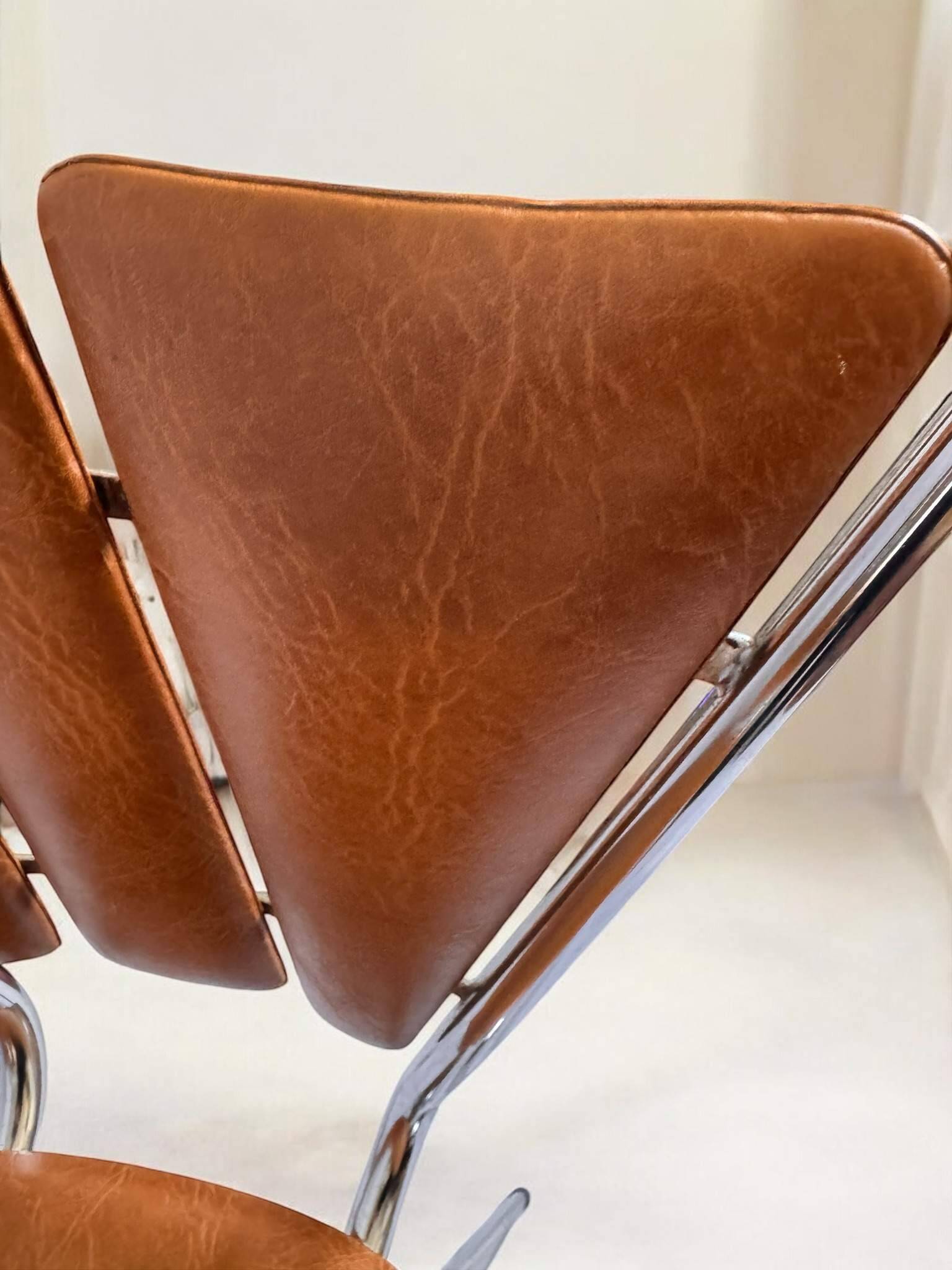 Pair of Tub Ménager vintage 70s petal chairs in brown leatherette and chrome
