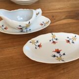 Service dishes and exotic pattern porcelain tureen