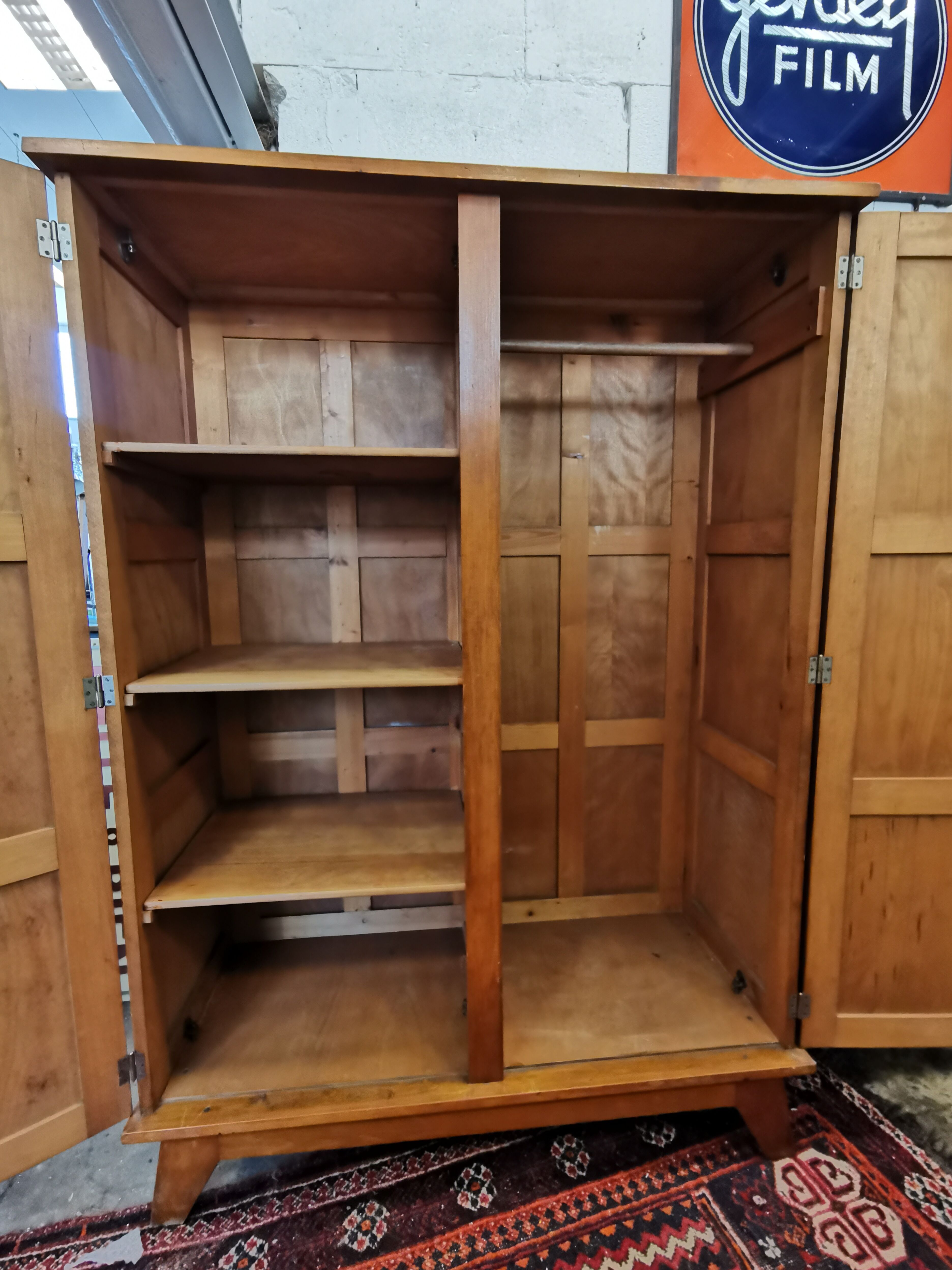 Cabinet René Gabriel
