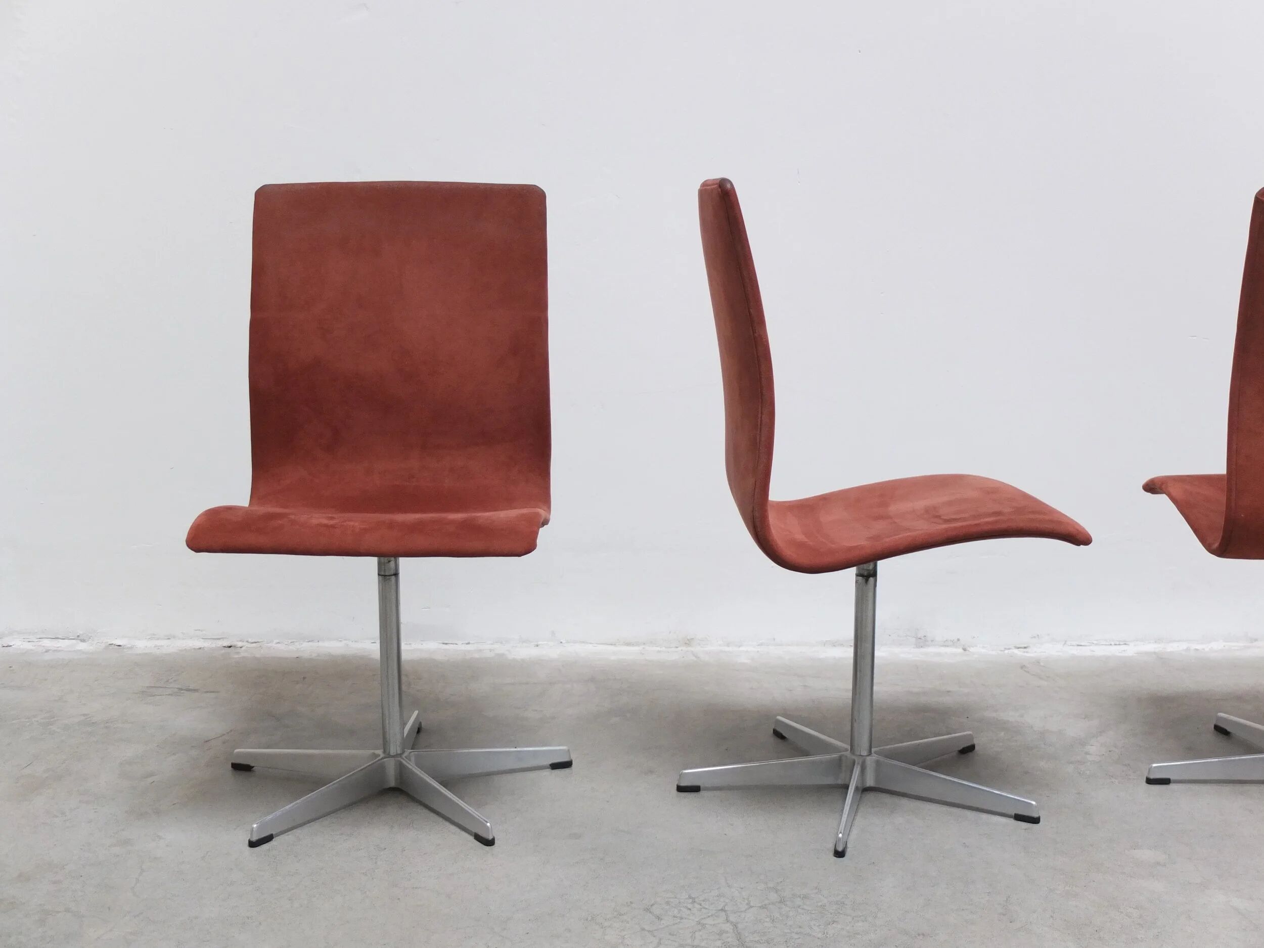 Early set of 4 'Oxford' swivel chairs by Arne Jacobsen for Fritz Hansen, 1966