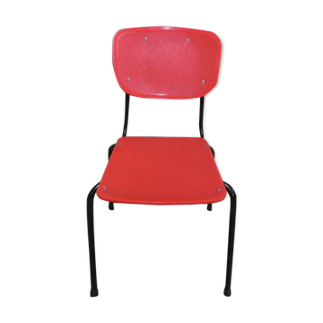Chaise vintage en rouge