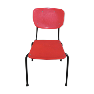 Chaise vintage en rouge