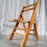 Children's folding chair