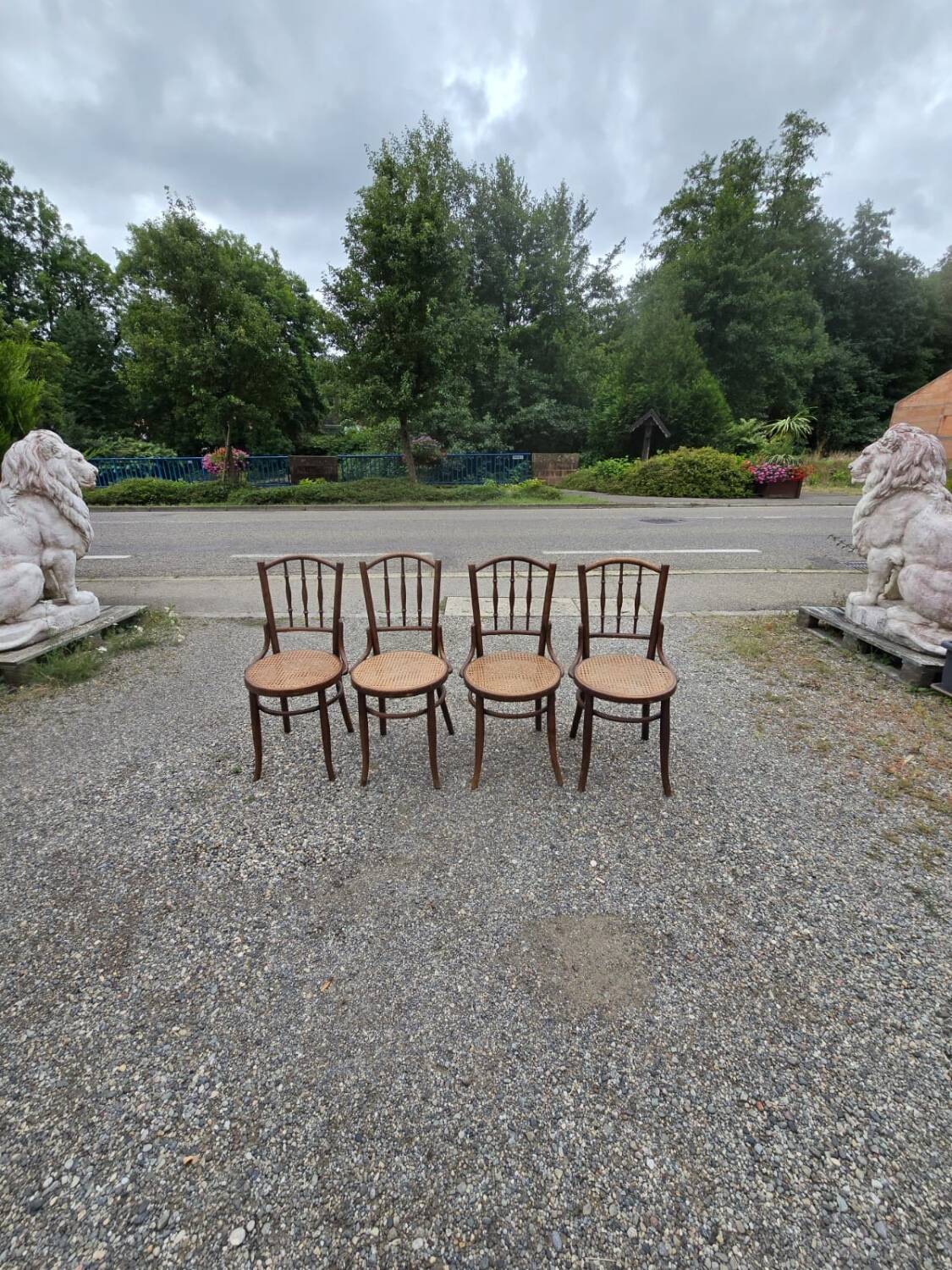4 vintage Fischel bistro chairs in curved wood and cane
