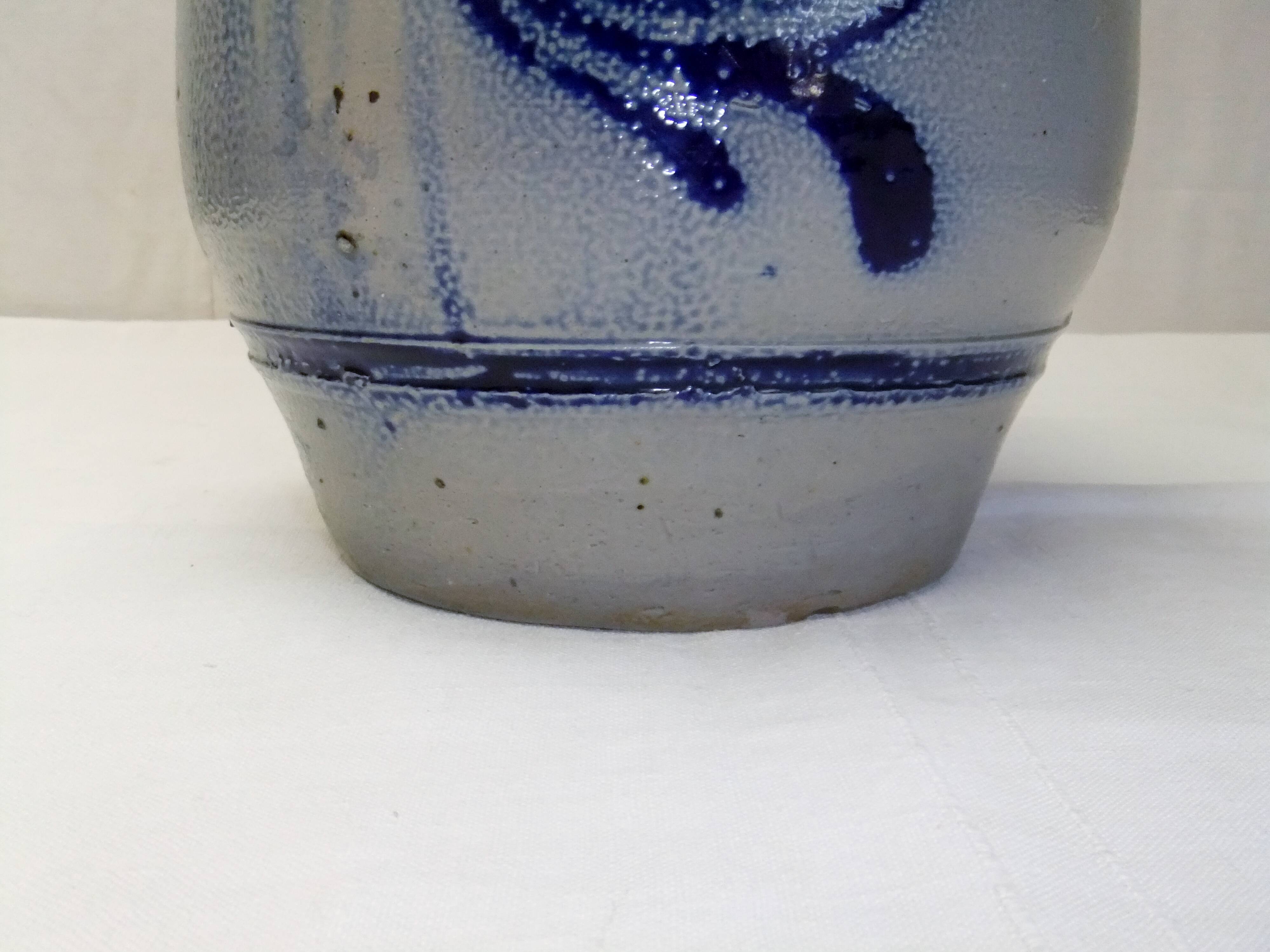 Alsaces Betschdorf stoneware flower pot, gray blue