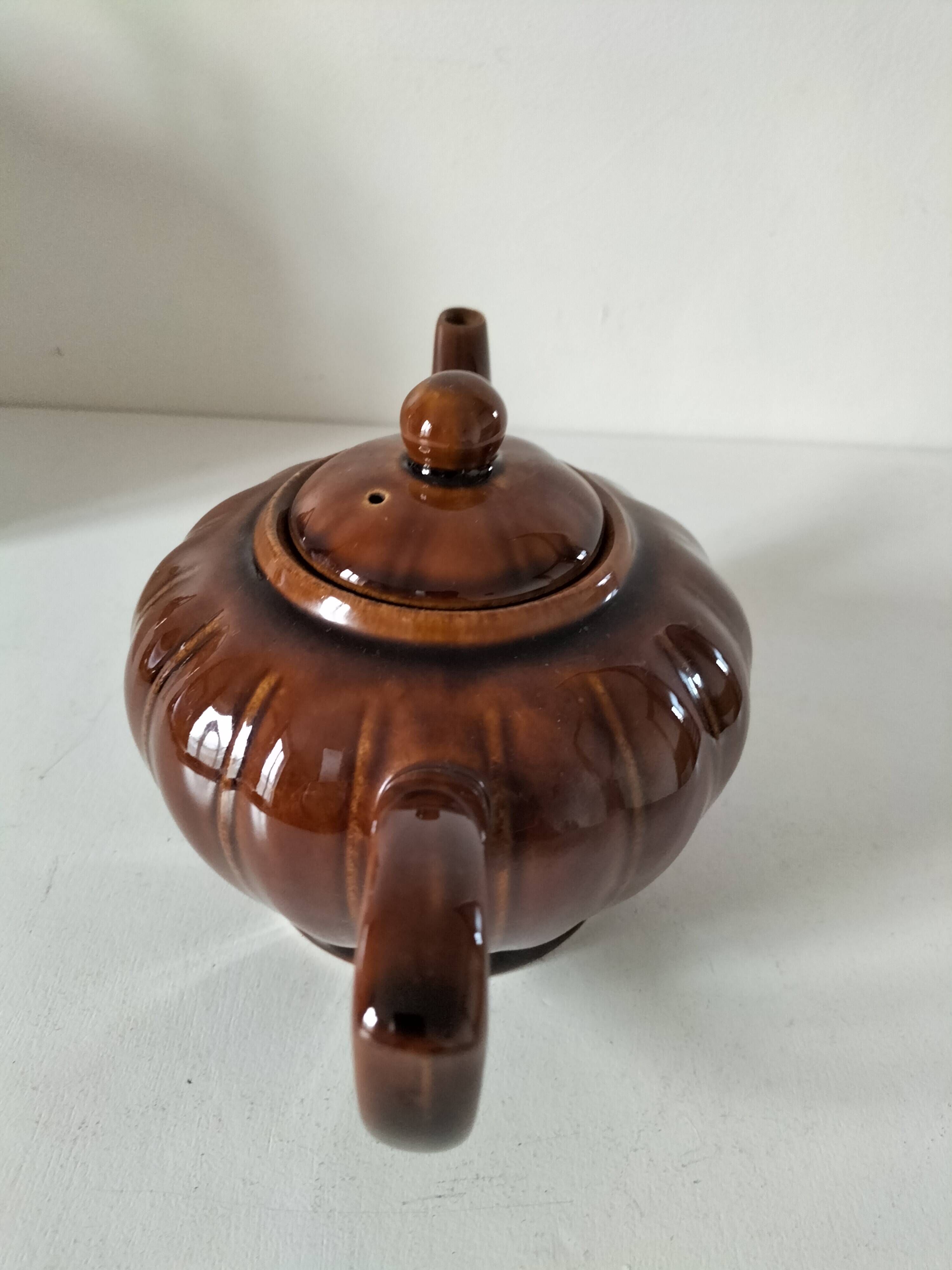 Chinese pumpkin shaped teapot