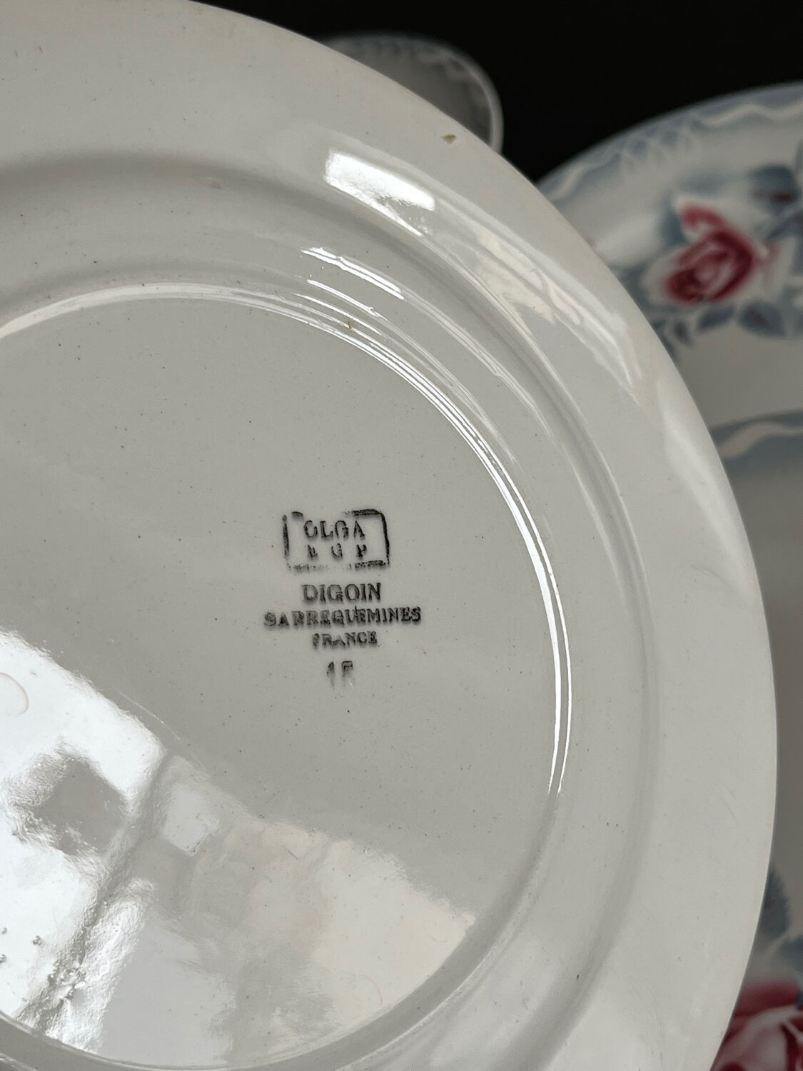 11 plates Olga Digoin
