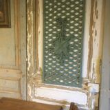 Wall panel, violin (resin) on wooden trellis