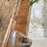 Solid wood carpenter's workbench